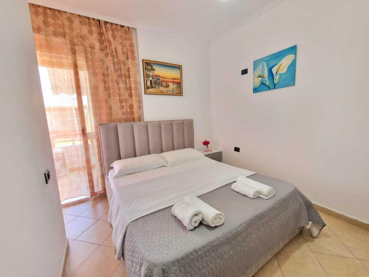 Friendly Apartment Golem Kültér fotó